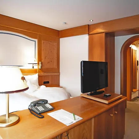 Hotel Bergruh 4*