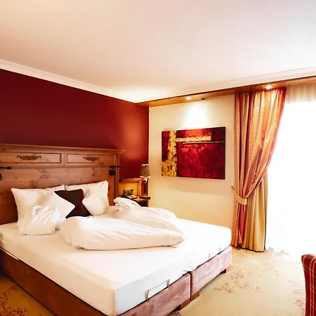 Otel Bergruh 4*